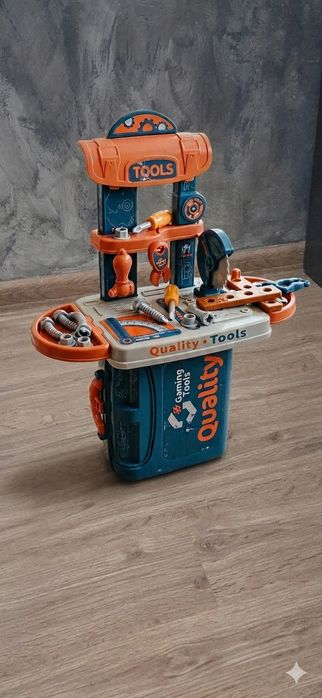 Set trusa scule cu 34 piese si cutie de depozitare tip servieta +3 ani