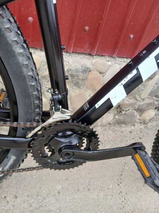 Vând bicicleta Trek în stare bună are roti de 29 și  frane pe ulei