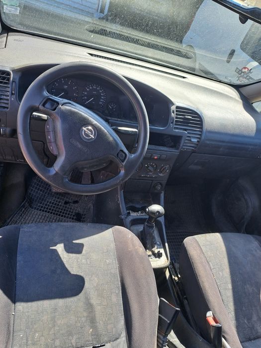 Опел Зафира 1.6 16V Автомат  на части !