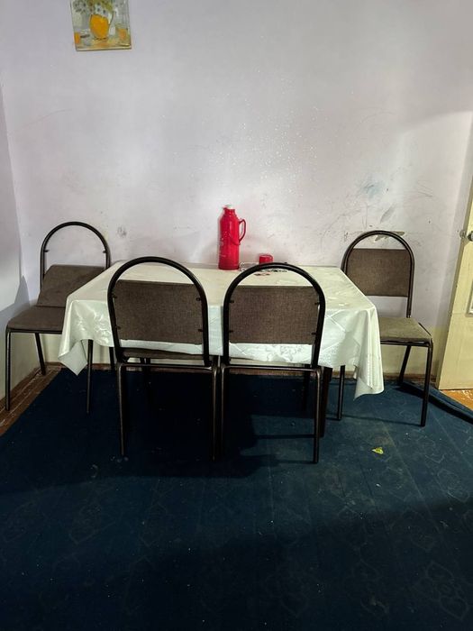 Стол стул сотилади