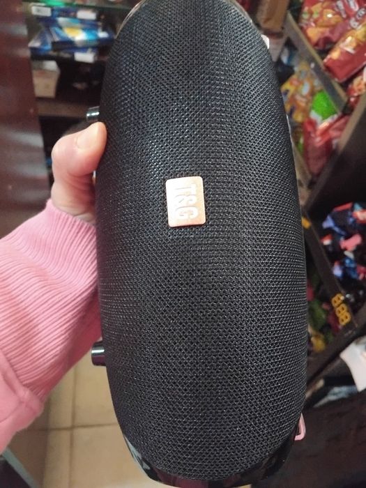 Чисто нова блуутут колонка