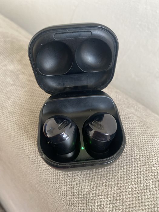 Продам наушники самсунг