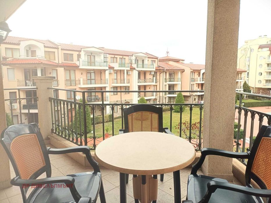 Дава се под наем Тристаен апартамент в к.к. Слънчев бряг - 101 кв.м за 307 € - Снимка #6