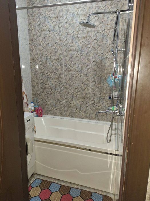 Метро Туркистон Юнусабад -15 2'3х комнатная квартира с обстановкой