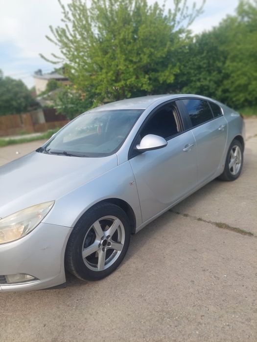Opel insignia 2.0 diesel stare buna  fab 2009  urgent 2100 euro