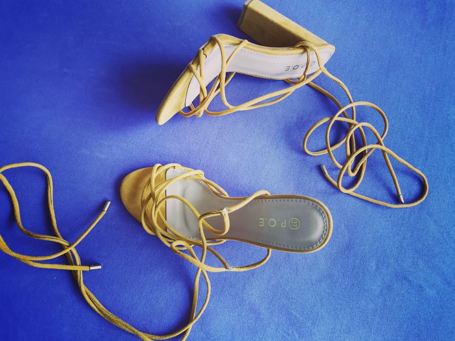 Sandale cu toc Poema