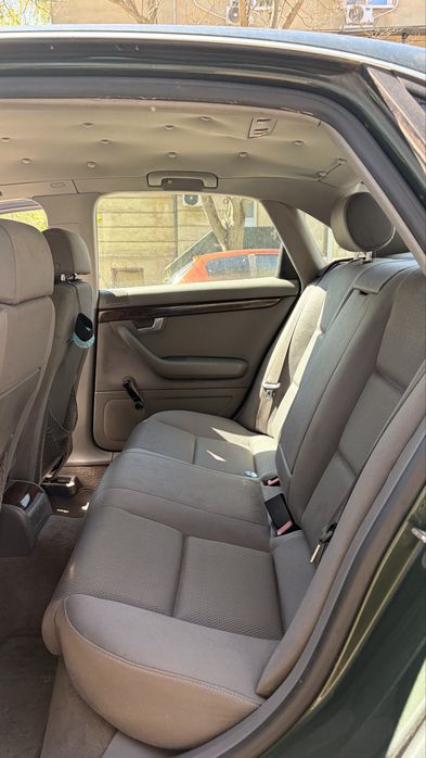 Продавам Audi A4