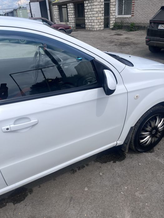 Продам машину  chevrolet aveo