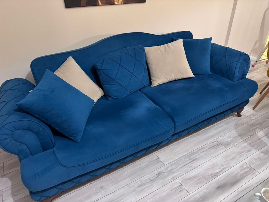 Vând canapea extensibila