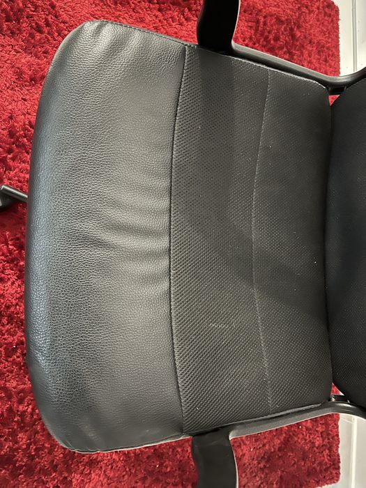 Scaun birou IKEA RENBERGET, confortabil, regabil, design modern