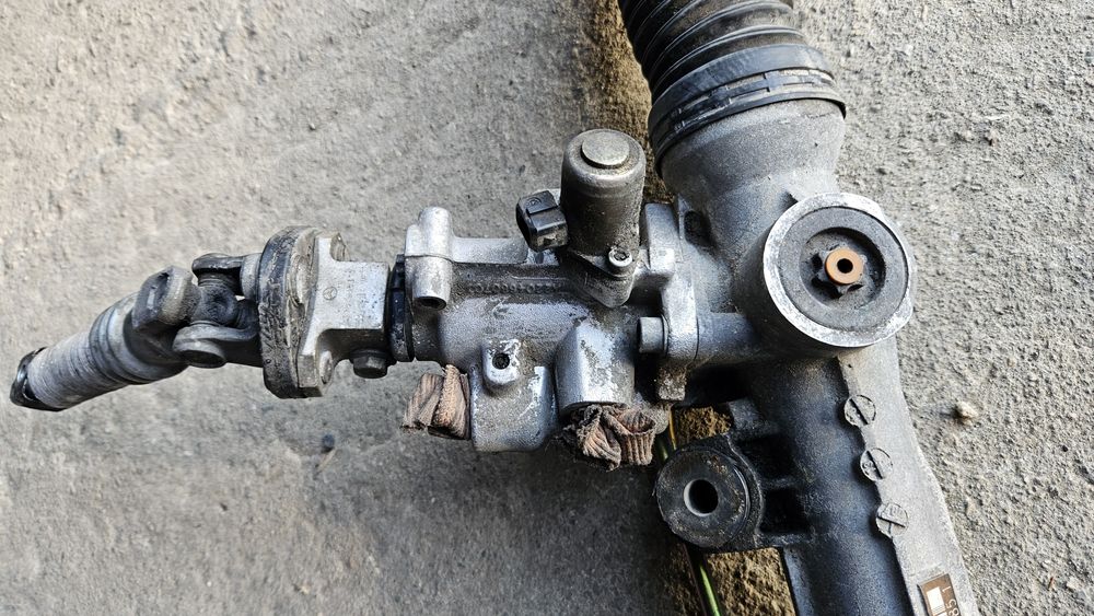 Хидравлична рейка за Mercedes S класа W 220- 1998г.-2005г.