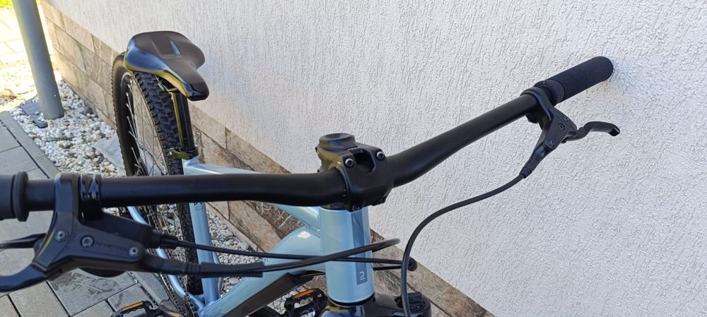 Vând Bicicleta Rockrider EXPL 500 roti 29  Cadru Aluminiu Ultra Noua