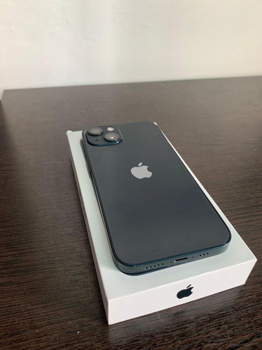 Айфон 13 емкость 90%