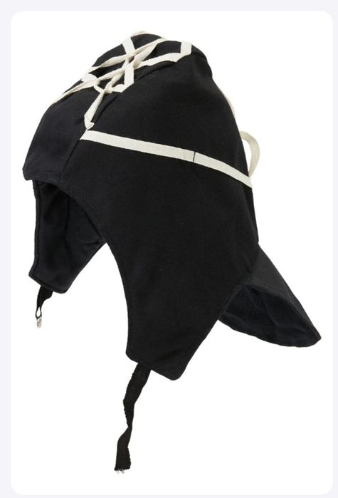 Бутсы, Подшлемник, Шары билярдные