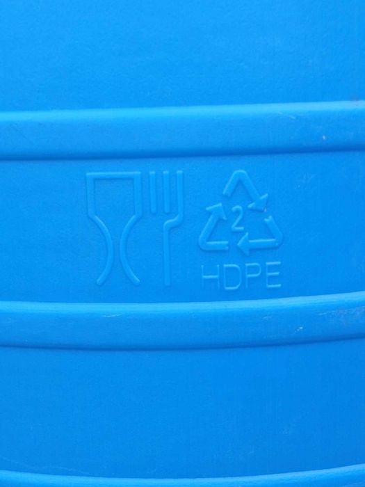 Червени бидони 430л Хранителна пластмаса