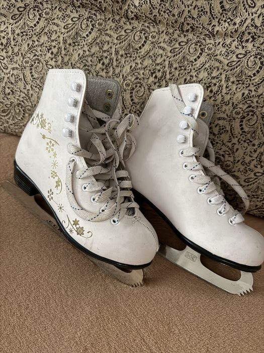 Коньки 35 размер