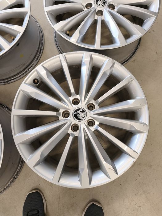 19 Джанти Skoda OEM 5х112 Phoenix , Trinity Superb Kodiaq Karoq Octavia