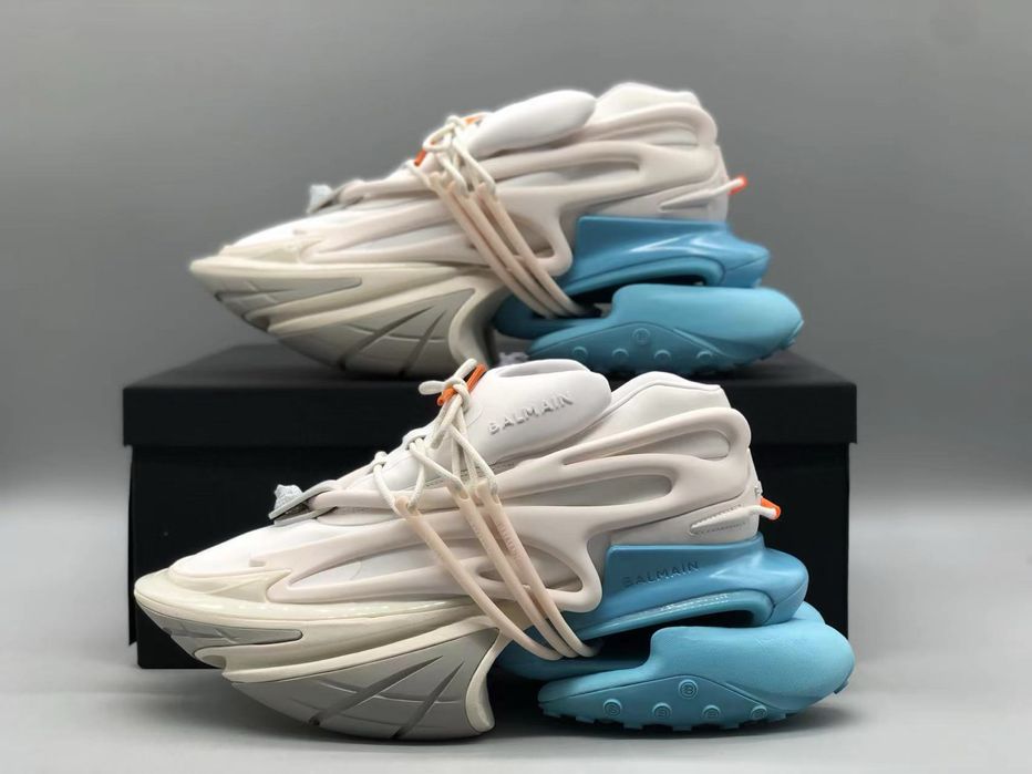 Balmain Unicorn различни модели