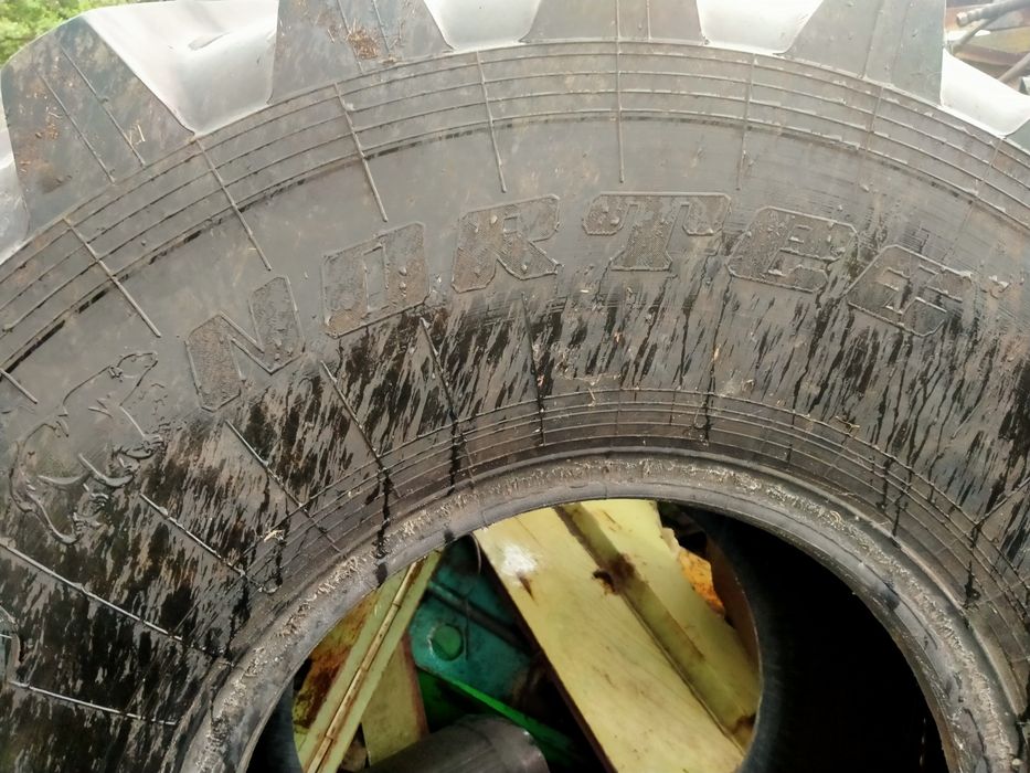 Шины на кировец и комбайны б/у