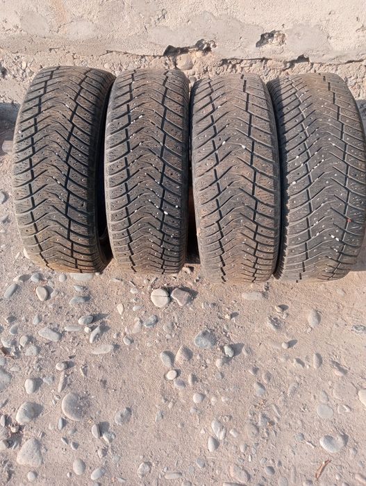 Продам зимние шины