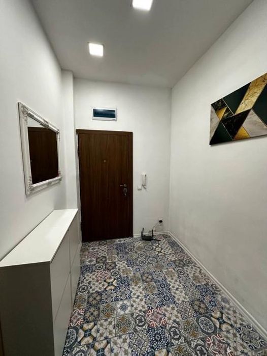 Дава се под наем Тристаен апартамент в София, Витоша - 85 кв.м за 600 € - Снимка #5