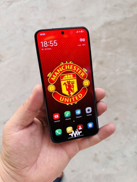 Xiaomi 13 Global. 12+12 ga 256 gb