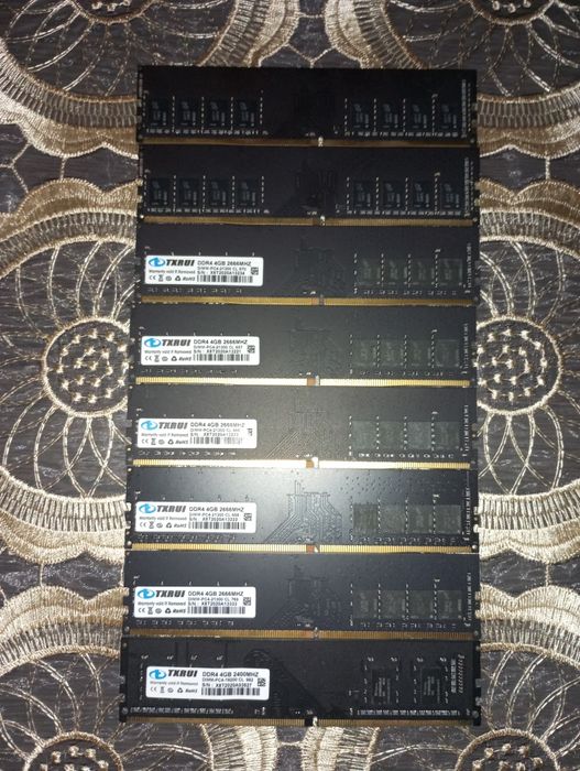 Оперативная память DDR4 4GB ×8 + кулер 
Описание:
Продам