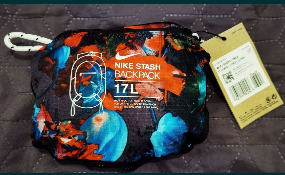 Rucsac geantă ghiozdan Nike original 17 L nou cu etichetă