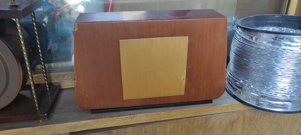 Часы янтарь кварцевые