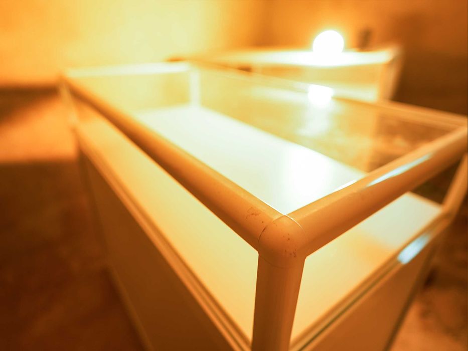 Стъклени Витрини За Магазин