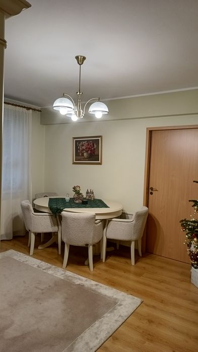 Vand apartament 2 camere Medias
