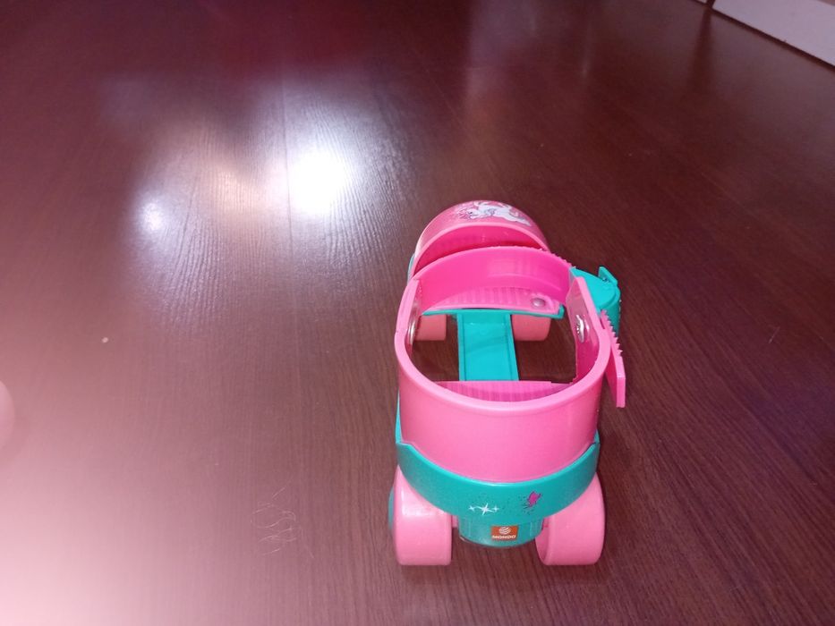 Ролкови кънки + протектори