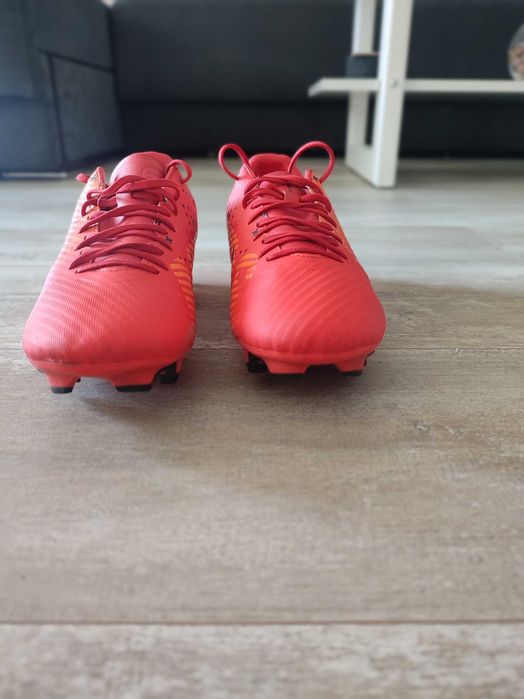 ghete fotbal marime 42 (265cm)