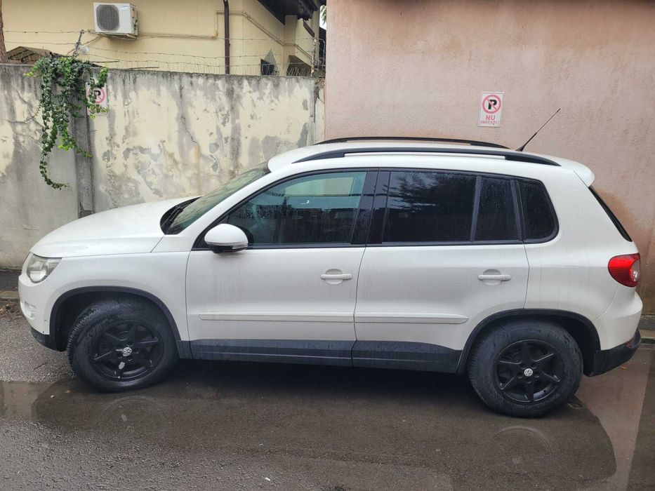 Vând VW Tiguan 2.0 Benzina | Decembrie 2011 | 4x4 Permanent | 185.000 km | Dotări Top