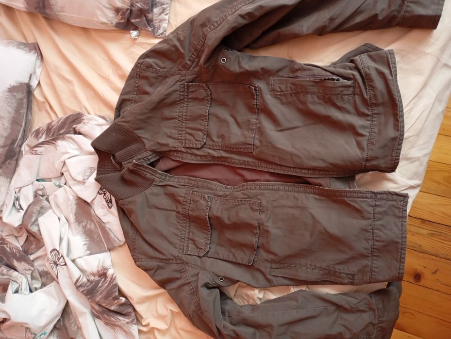 Мъжко яке за носене.