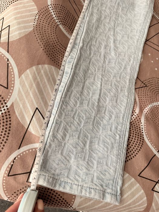 Дънки GUESS 25р-р