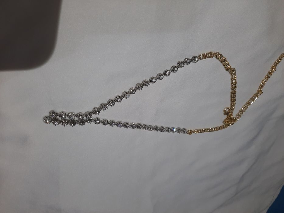 1 ta Zirak 1 ta kulon 1 ta braslet va 1 ta marjon sifati juda alo