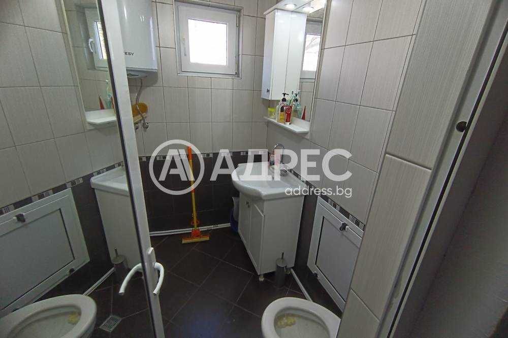Дава се под наем Двустаен апартамент в Разград, Център - 63 кв.м за 38250 € - Снимка #5