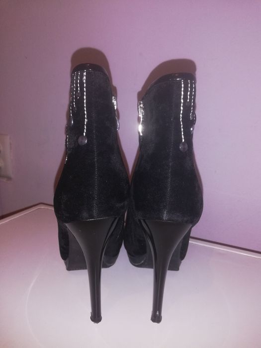 Женская обувь за 2000