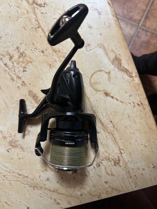 Mulineta shimano medium baitrunner