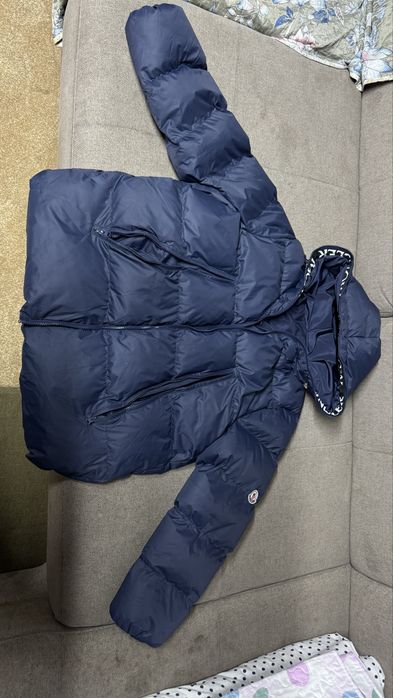 Синяя куртка Moncler