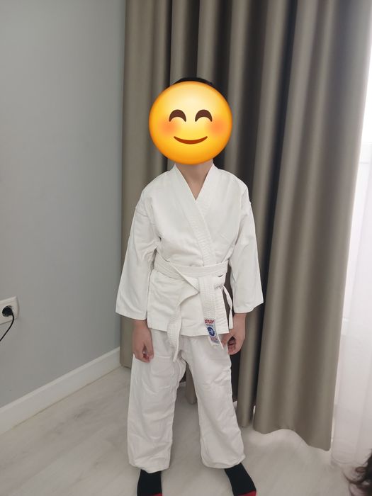 Продам кимоно для каратэ