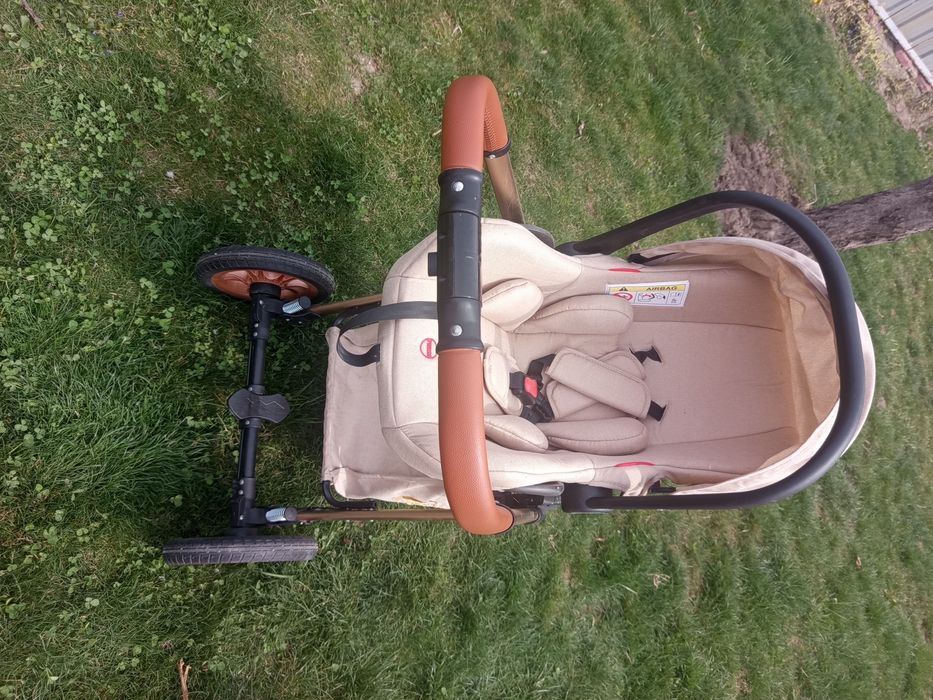 Продам коляску в отличном состоянии