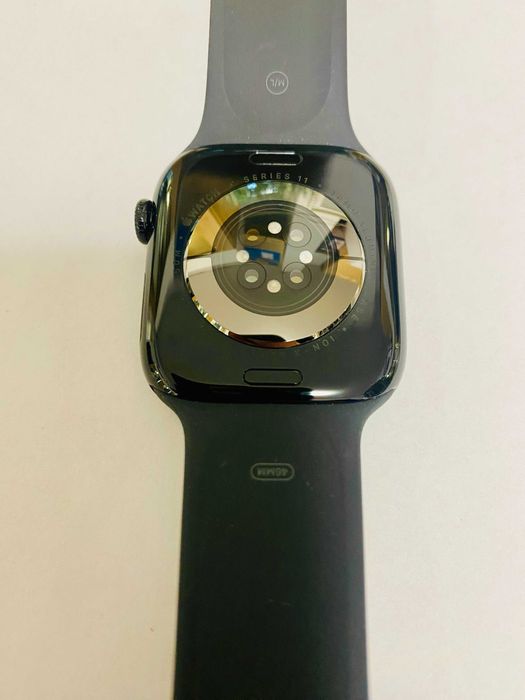 НОВ !!! Apple Watch Series 11, 46mm GPS, Space Grey, SB M/L, 100% BH, ГАРАНЦИЯ