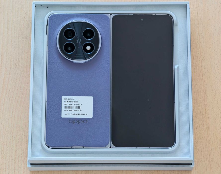Отлично запазен Oppo Find N5 - 512GB