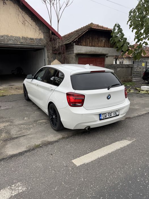 BMW Seria 1 F20 118i