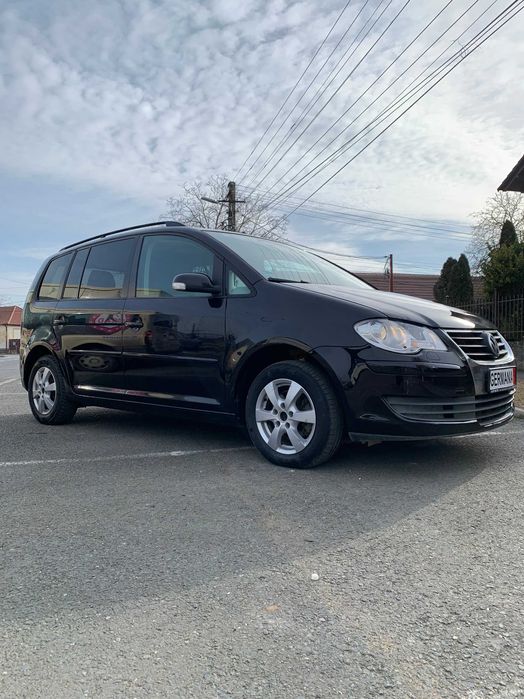 VW Touran de Familie cu 7 Locuri 2009 United Dotat Impecabil 1.9 TDI