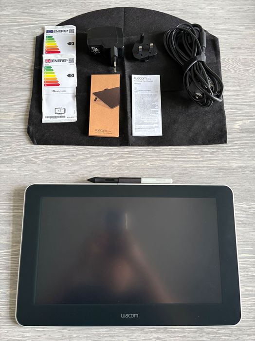 Графический планшет Wacom One 13. Без коробки.