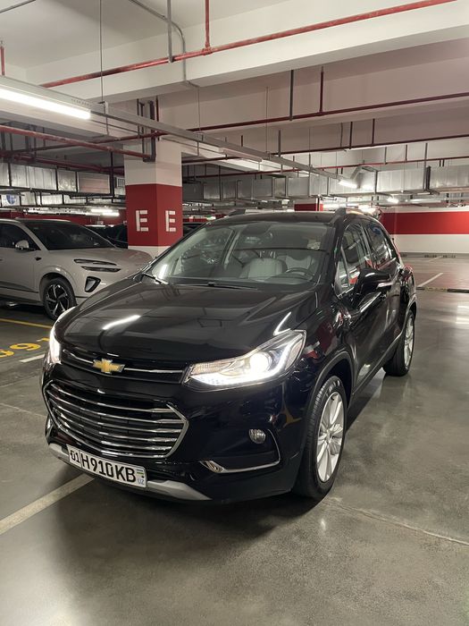 Tracker Premier sotiladi