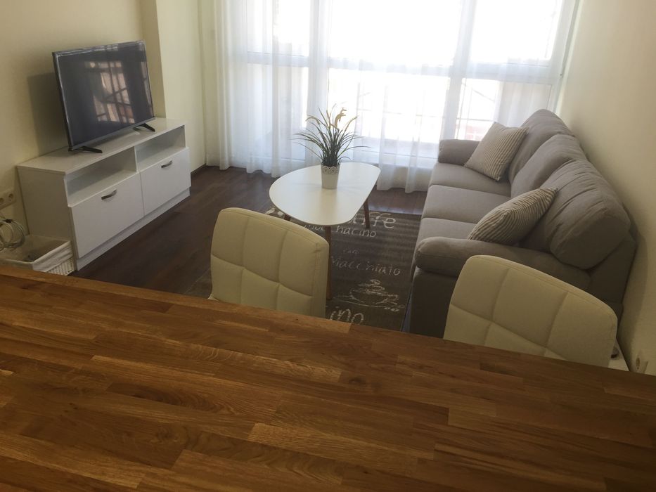 Дава се под наем Двустаен апартамент в Пловдив, Сточна гара - 69 кв.м за 648.21 € - Снимка #2